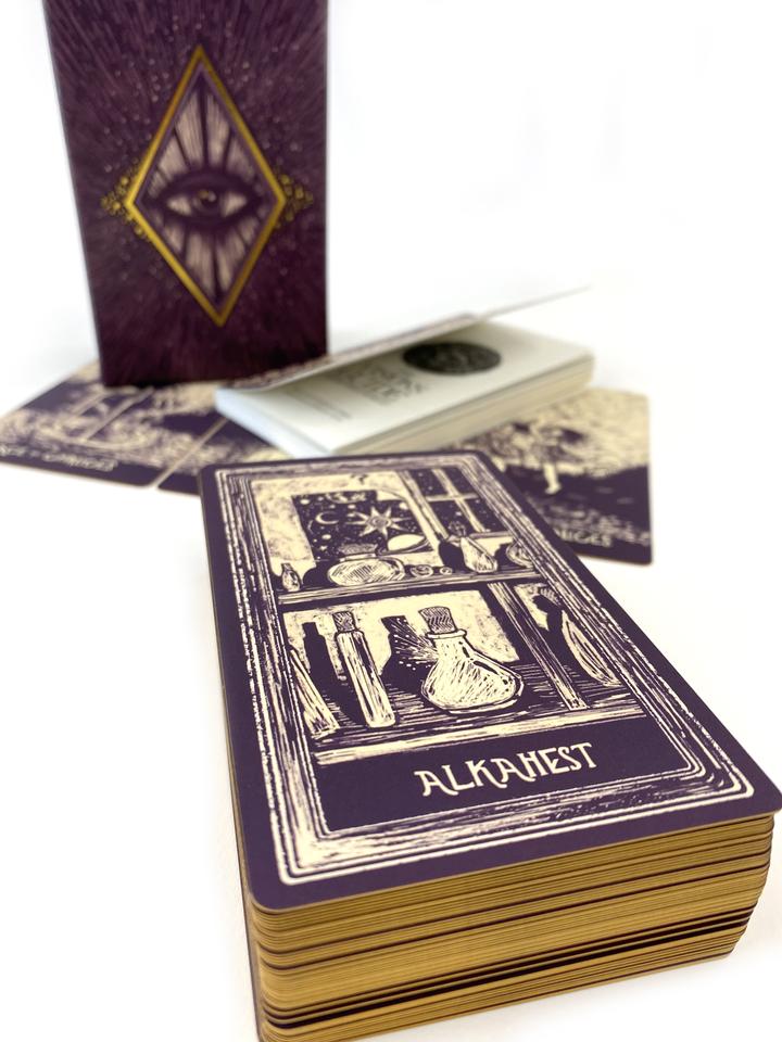 Brushed gold edges on the Light Visions Tarot deck